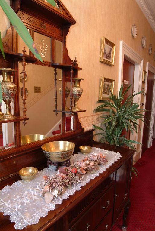 Hotel The Bayview à Rothesay Extérieur photo
